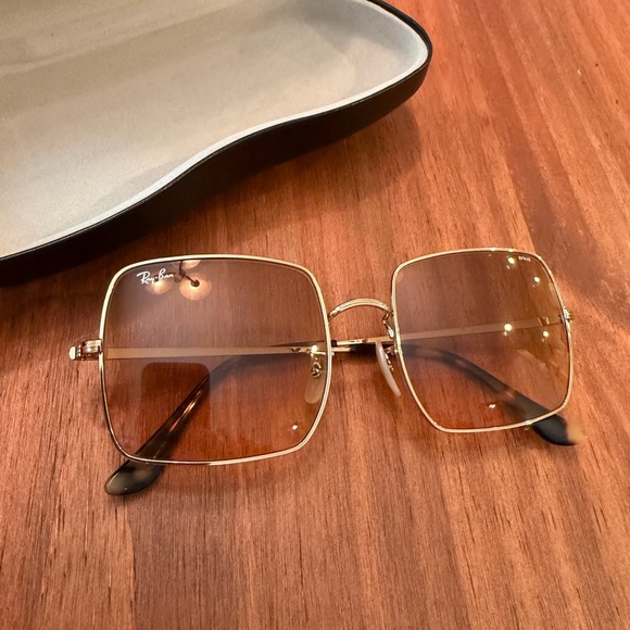 Ray-Ban Gold Frame Brown Gradient Square Sunglasses 1971 Classic - Picture 2 of 12